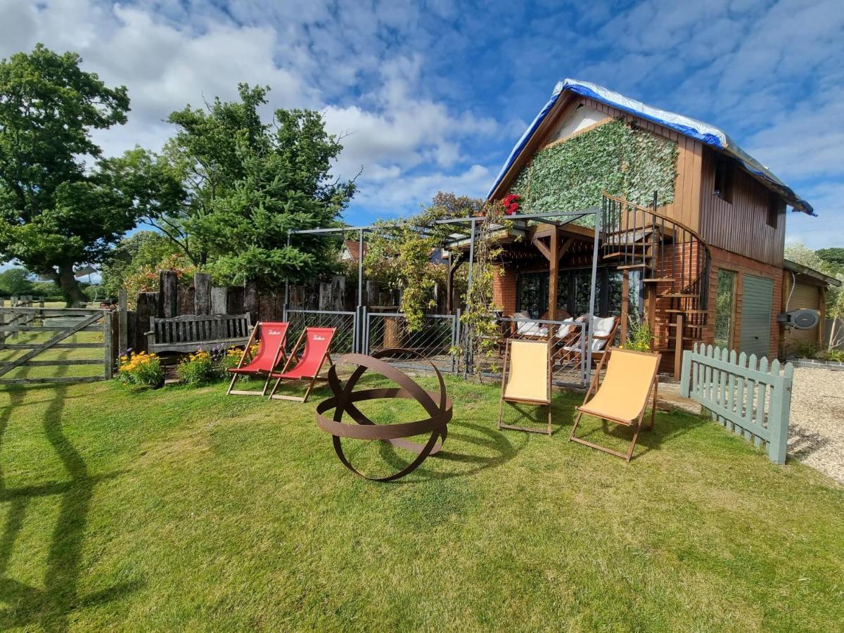 Varr House @ Meadow View Woodmancote 外观 照片